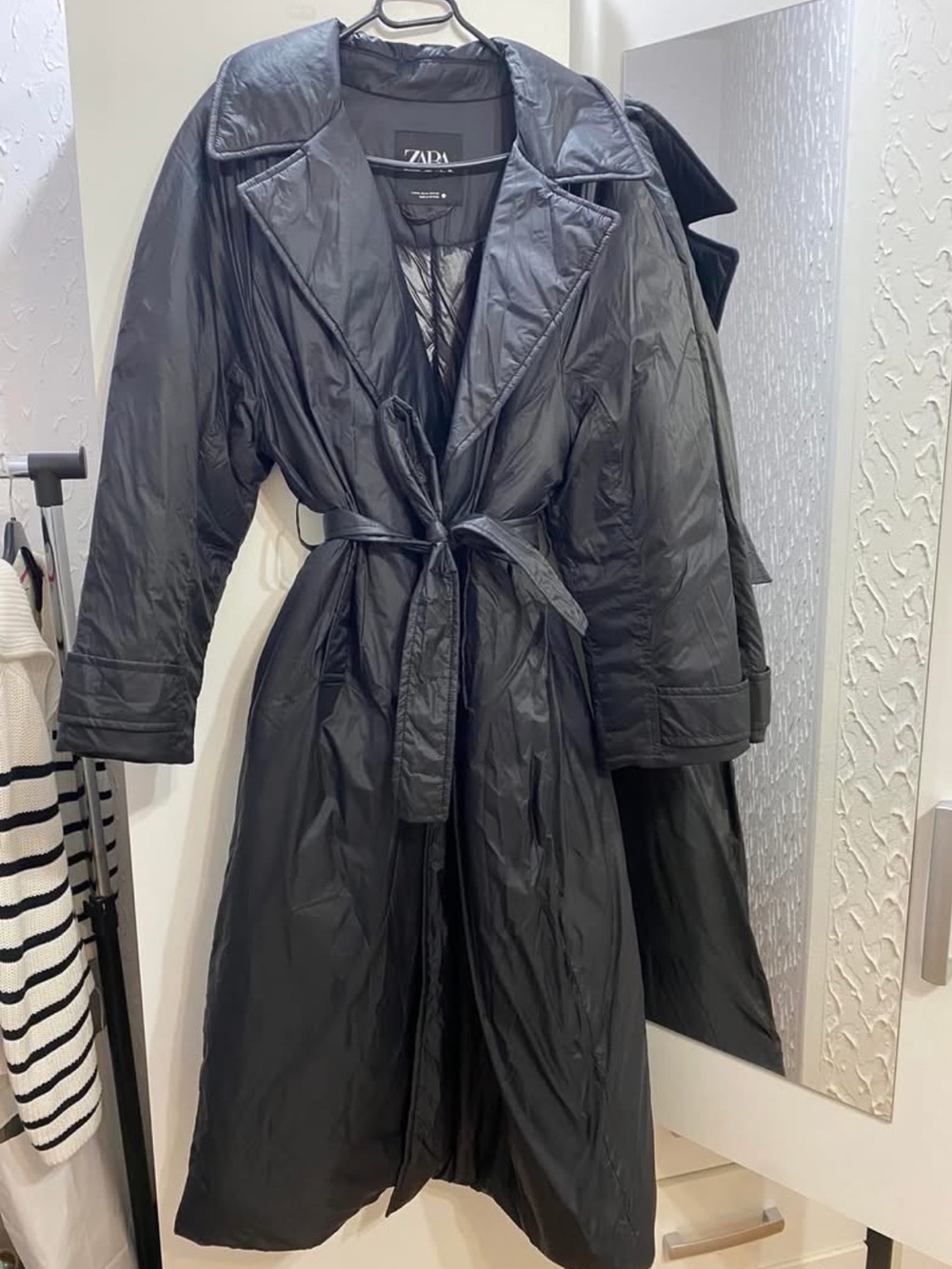 NWOT ZARA PUFF COAT SIZE M - Picture 2 of 2